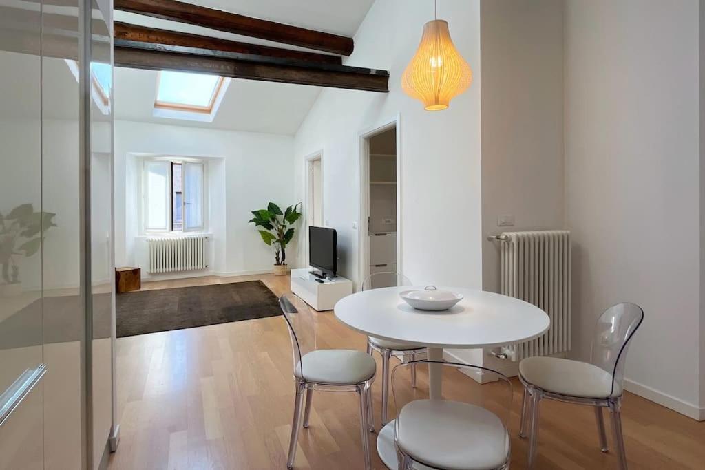 Ferienwohnung Casa Moira - Affitti Brevi Italia Lecco Exterior foto